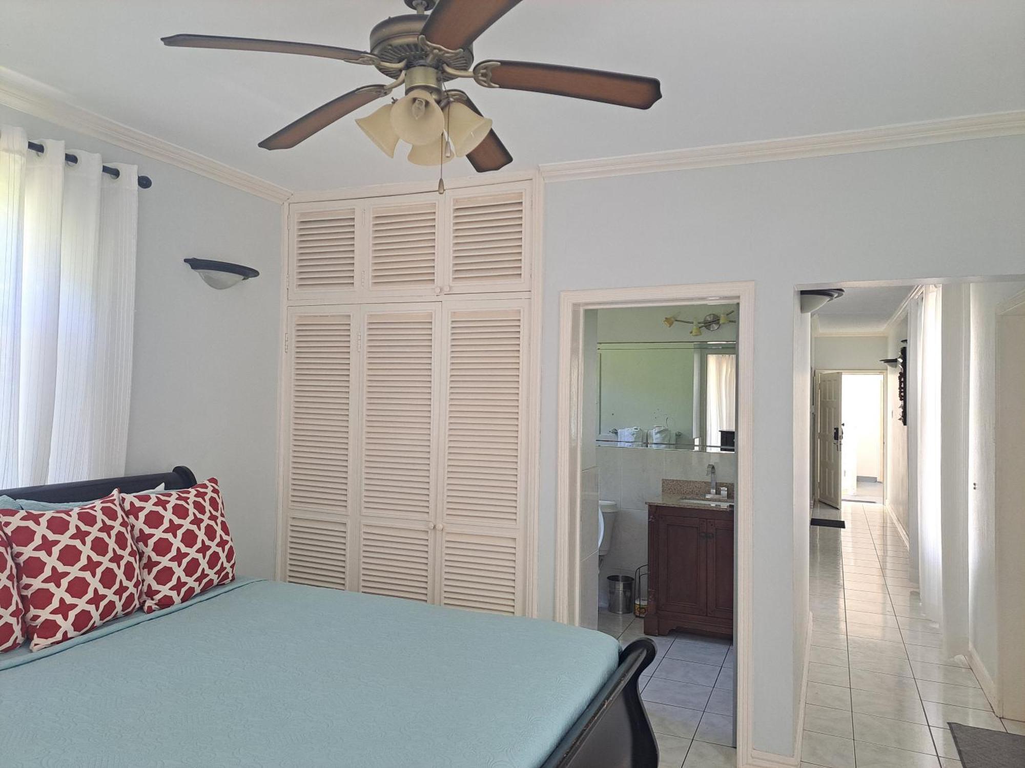 Ivory Tower Ocho Rios Apartment Екстериор снимка